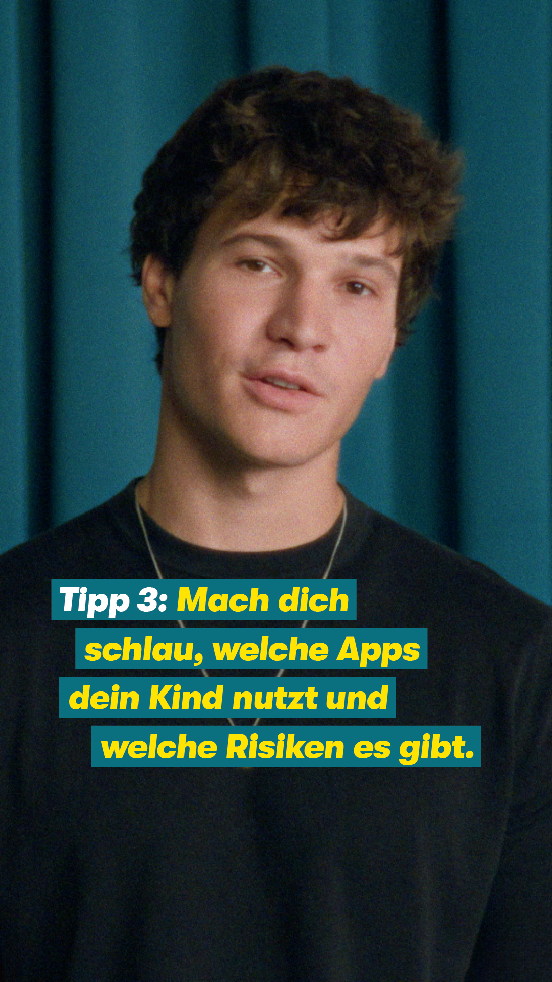 „Dein Kind kennt jeden Trend auf Social Media – und du?“ 
Wincent Weiss macht deutlich: „Nur wer weiß, wo Kinder online unterwegs sind, kann sie auch schützen.“ 

💡 Tipp 03: Mach dich schlau, welche Apps dein Kind nutzt und welche Risiken es gibt. 

👉 Frag interessiert nach: „Was machst du da?“ oder „Mit wem schreibst du?“ 
👉 Versteh, was dein Kind mag – ohne gleich zu urteilen. 

So bleibst du präsent, ohne zu nerven. 

🤳Du willst mehr darüber wissen, wie du Kinder besser vor Missbrauch schützen kannst? Melde dich zu unserem kostenlosen Messenger-Kurs an. Du bekommst wöchentlich Tipps, wie du im Alltag für mehr Schutz sorgen kannst – direkt auf dein Smartphone. 
📘 Mehr zu diesem Tipp im Heft „Das erste Smartphone“ – nicht-wegschieben.de 

#NichtWegschieben #7TippsGegenMissbrauch #DigitalerSchutz #Kinderschutz #TuWas #ElternTipps #Missbrauchsbeauftragte #UBSKM #BMBFSFJ