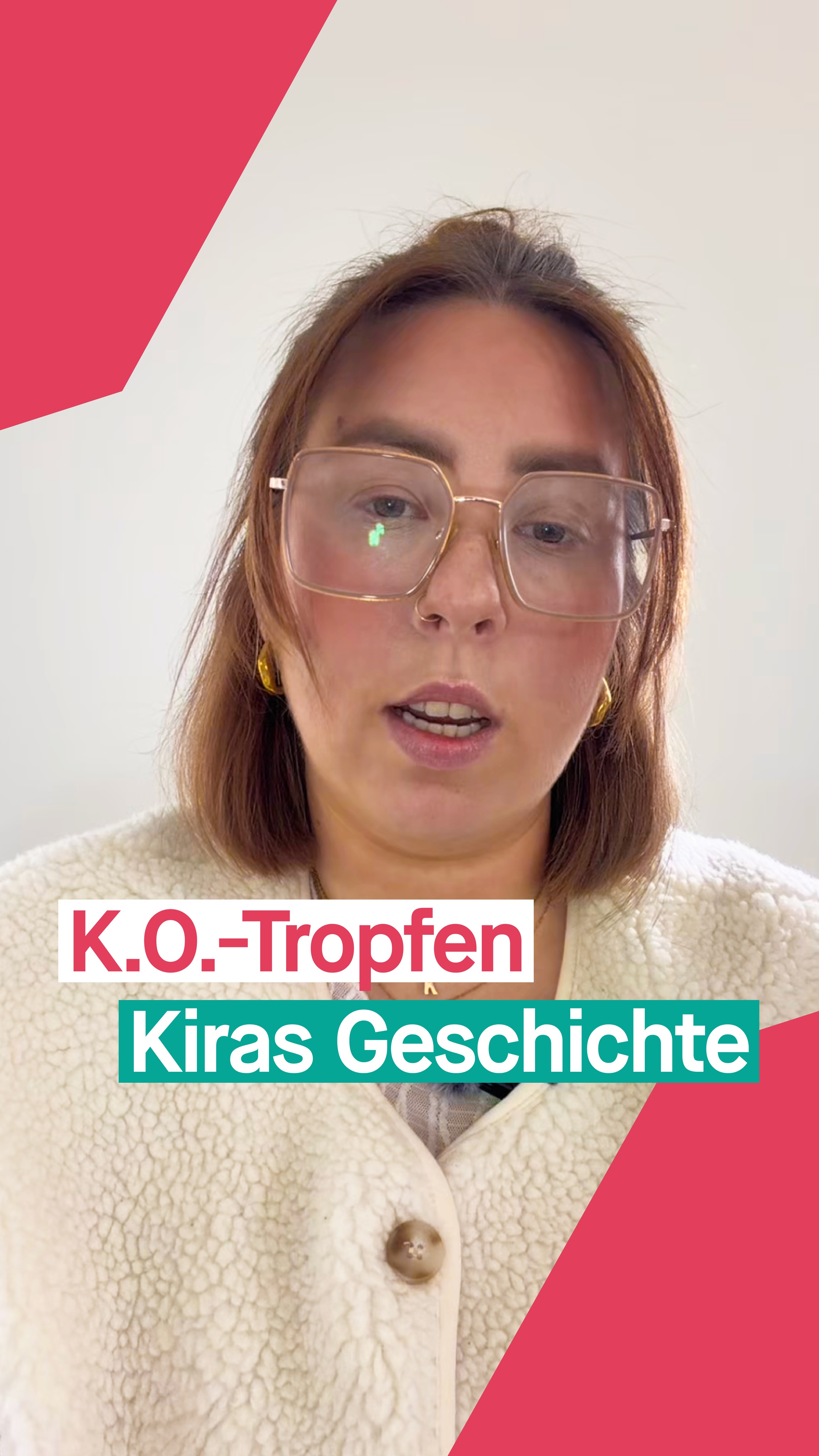 ⚠️ Sommerzeit ist Festivalzeit – und Hochsaison für: K.O.-Tropfen. 

Über 40 % hatten laut einer aktuellen Studie bereits den Verdacht, Opfer von „Drink Spiking“ geworden zu sein. (Quelle: do-not-knock-me-out.com) 
Eine alarmierende Zahl, die zeigt, wie verbreitet K.O.-Tropfen & Co. mittlerweile sind. 

In diesem Video spricht Kira offen und mutig über ihre persönliche Erfahrung als Betroffene und teilt wertvolle Tipps. Ihre Geschichte macht klar, wie wichtig es ist, auf die eigenen Drinks und Freund*innen aufzupassen. 

❗️ Noch ein Tipp, der im Ernstfall entscheidend sein kann, auch wenn es schwerfällt: Falls ihr den Verdacht habt, Opfer von K.O.-Tropfen geworden zu sein, duscht nicht und putzt euch am besten auch nicht die Zähne vor einer Untersuchung. So können mögliche DNA-Spuren erhalten bleiben, die für die Aufklärung entscheidend sind. 

Teilt dieses Video, damit auch andere Bescheid wissen. 

#KOTropfen #DrinkSpiking #Aufklärung #UBSKM #Missbrauchsbeauftragte