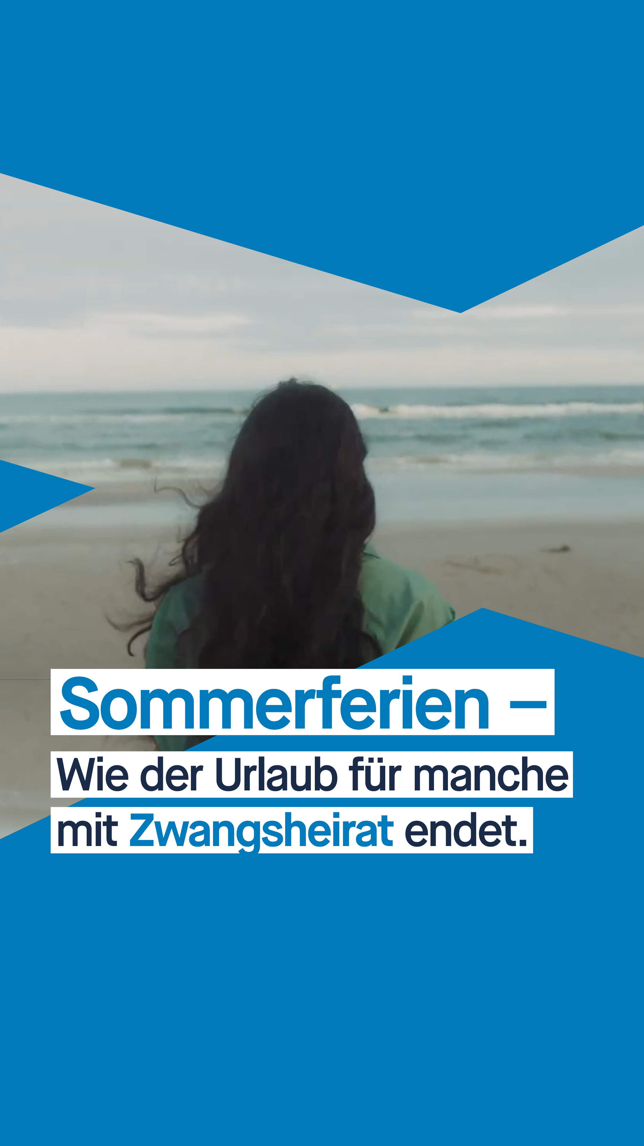 Dieses Video der Berliner Hilfsorganisation PAPATYA zeigt, was gerade jetzt, kurz vor oder während der Sommerferien, passieren kann: Mädchen aus streng patriarchalischen Familienstrukturen werden verschleppt oder zwangsverheiratet. Häufig wird die Reise als Besuch bei Verwandten im Herkunftsland der Familie getarnt. 

PAPATYA bietet Beratung, Hilfe und Schutz bei familiärer Gewalt, Zwangsverheiratung und Verschleppung. 

📩 Die anonyme Onlineberatung ist jederzeit unter beratung@papatya.org erreichbar. 

📞 Telefon- oder Videoberatung nach Terminvereinbarung: Mo.–Fr. 9–15 Uhr. In Notfällen ist die Kriseneinrichtung PAPATYA auch außerhalb der Beratungszeiten und am Wochenende erreichbar. Hinterlasse unter 030 610062 deinen Namen und deine Telefonnummer auf dem Anrufbeantworter und bitte um einen Rückruf. 

🌐 Weitere Informationen: papatya.org 
Weitere Beratungsstellen bundesweit findest du unter: zwangsheirat.de 

Frühzeitiges Hinsehen, Hilfesuchen und Eingreifen können Mädchen schützen. 

Vielen Dank an PAPATYA für die Genehmigung, diesen Film hier zeigen zu dürfen. 

#Missbrauchsbeauftragte #Prävention #Zwangsheirat #Verschleppung #HolDirHilfe