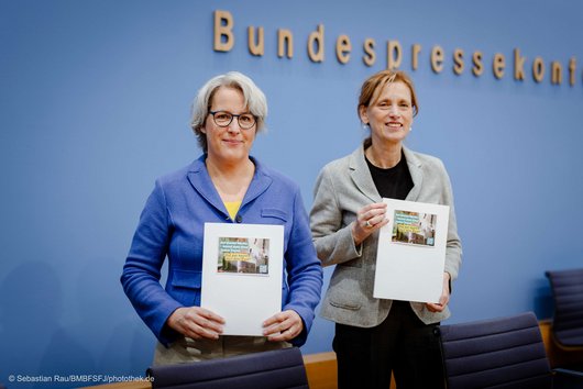 BMBFSFJ BPK 18 Nov Berlin