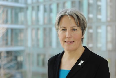 Porträt der Unabhängigen Beauftragten für Fragen des sexuellen Kindesmissbrauchs, Kerstin Claus